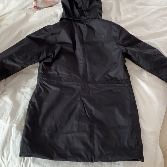 North Face Women’s Long Jacket - Picture 6 of 8